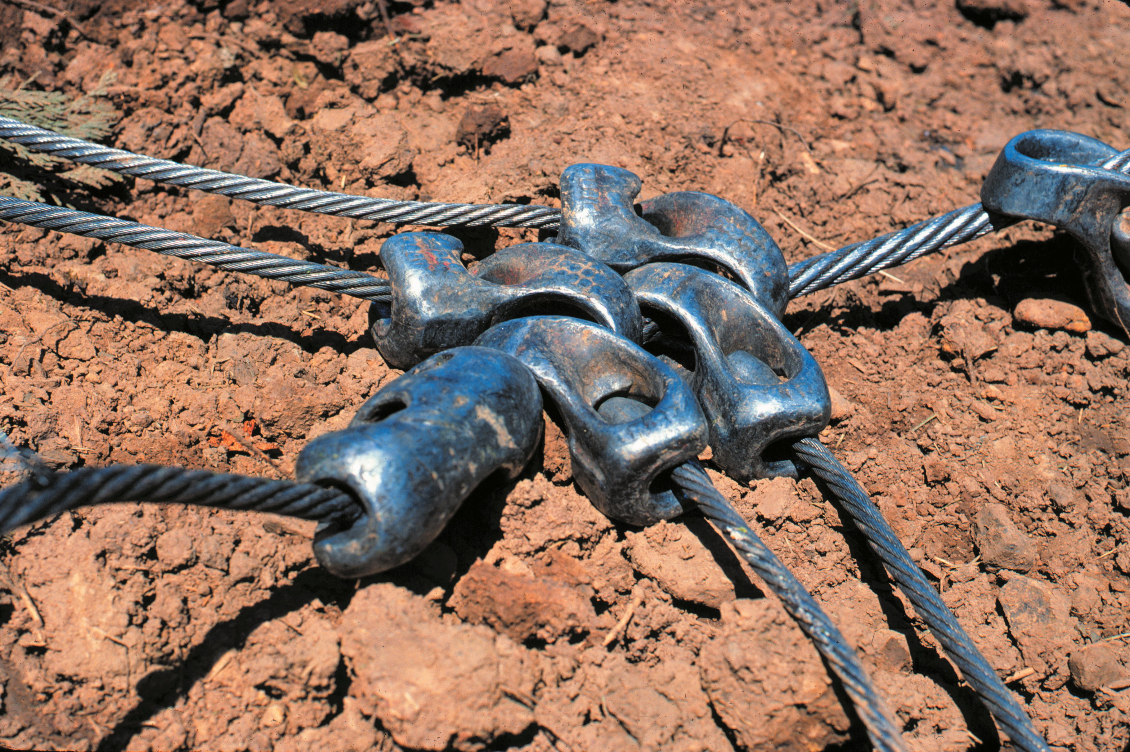 Swaging Fittings to Wire Rope Weir